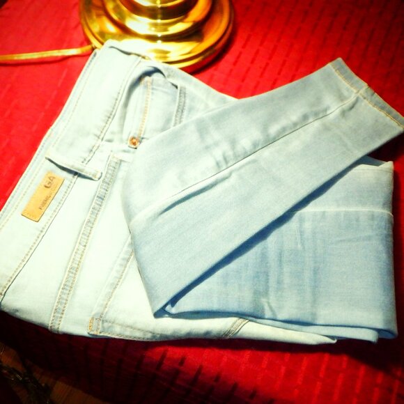 ~~~ GARAGE ~~~ Premium Denim Super Soft Jeans 7 - Picture 1 of 2